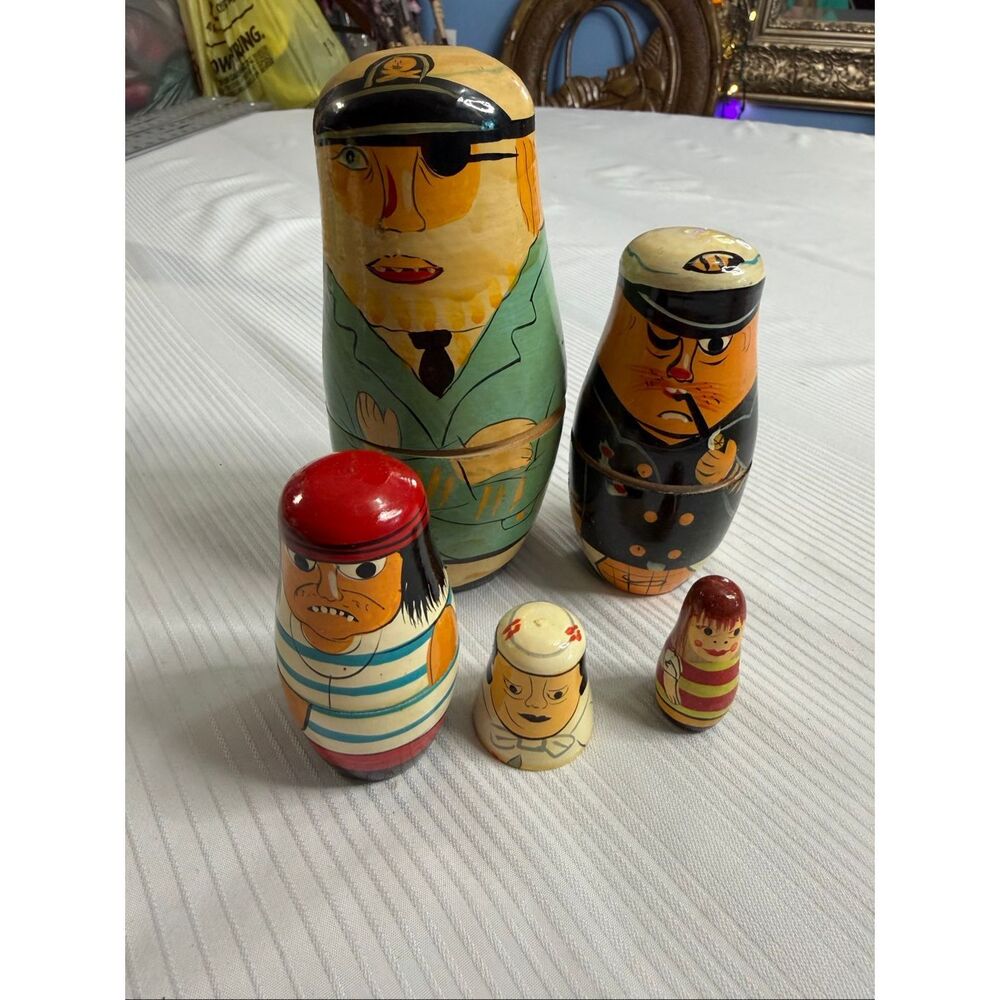 Vintage Pirate Nesting Dolls Wooden Hand Painted 5 Piece Set RARE!